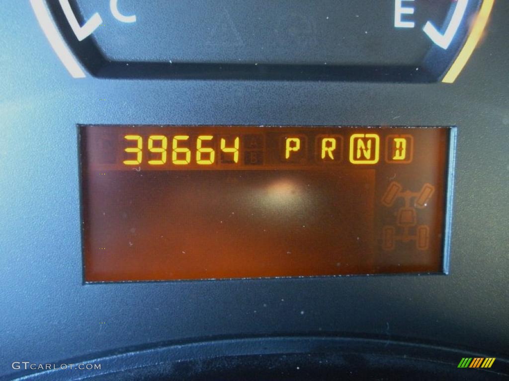 2009 Titan XE Crew Cab - Red Alert / Almond photo #22