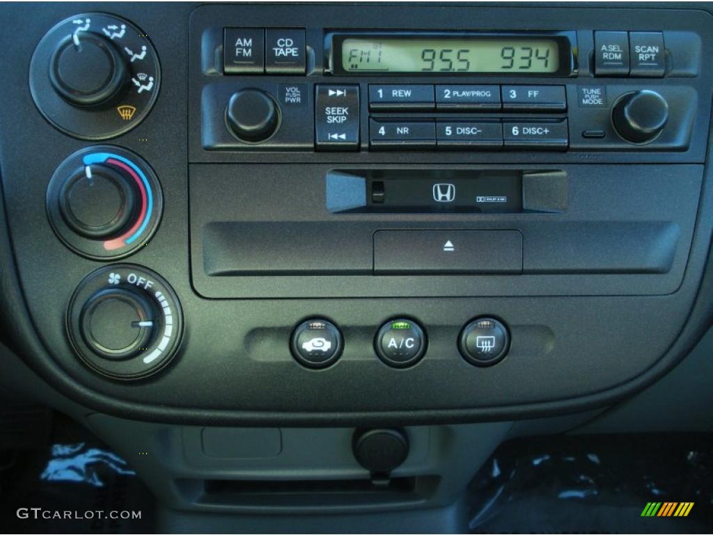 2001 Honda Civic DX Sedan Controls Photo #48284623