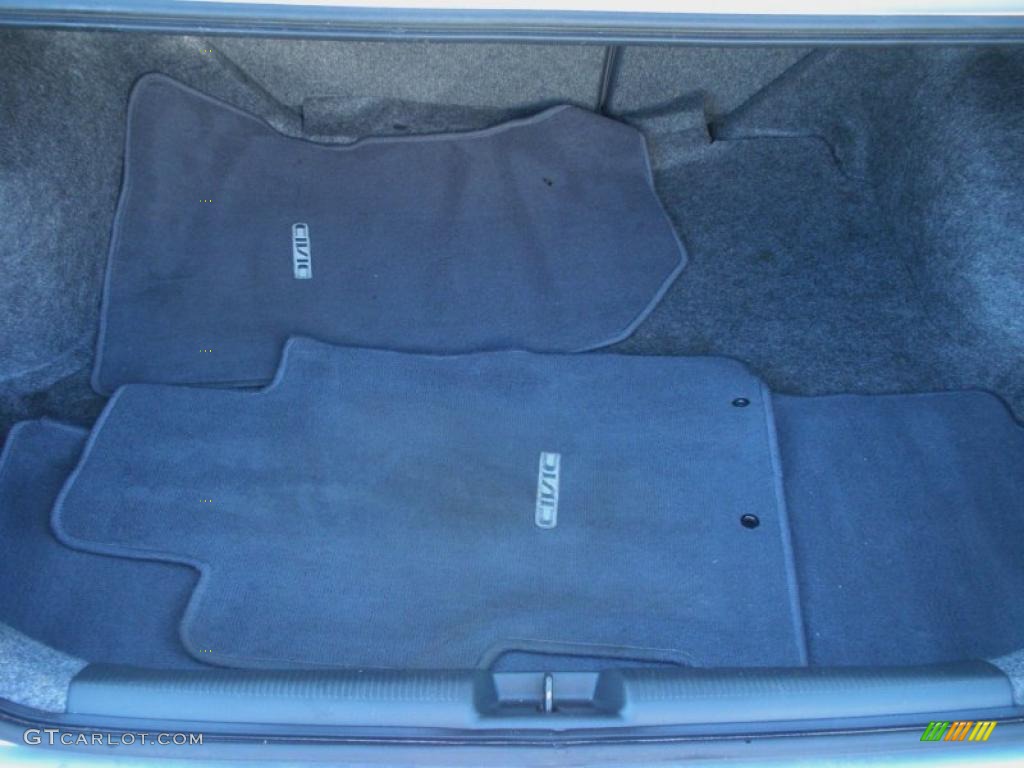 2001 Honda Civic DX Sedan Trunk Photo #48284656