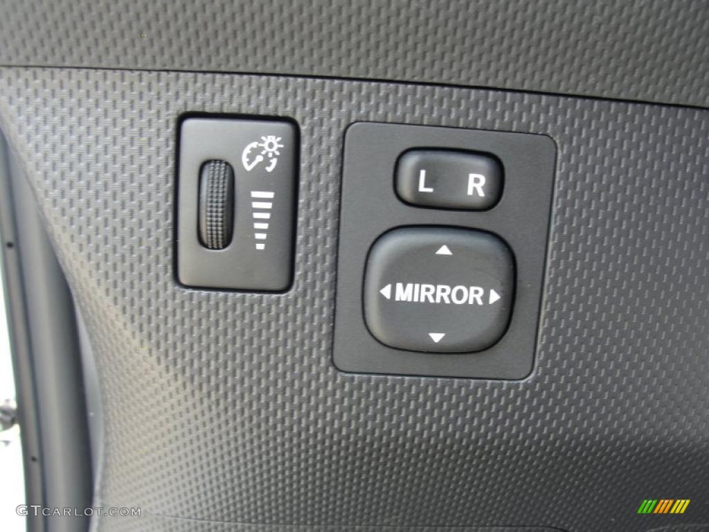 2011 Scion xD Standard xD Model Controls Photo #48286165