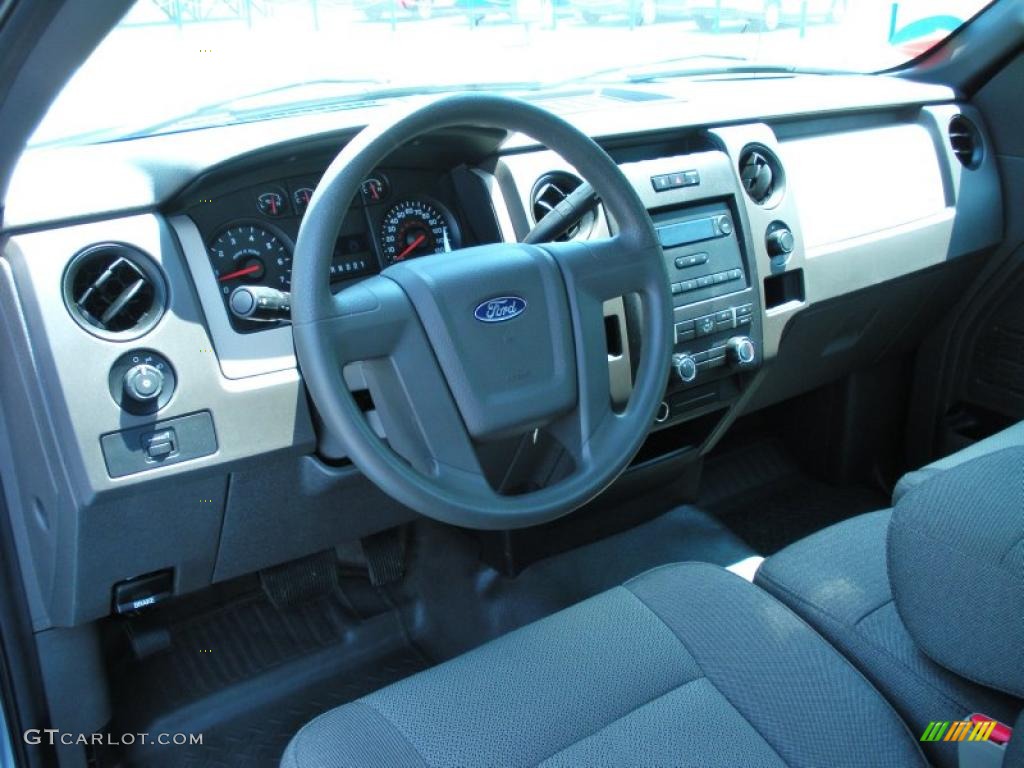 2010 F150 XL Regular Cab - Ingot Silver Metallic / Medium Stone photo #15