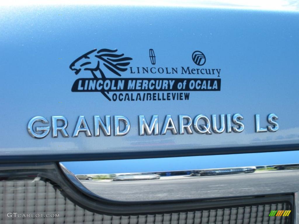 2010 Grand Marquis LS Ultimate Edition - Light Ice Blue Metallic / Medium Light Stone photo #9