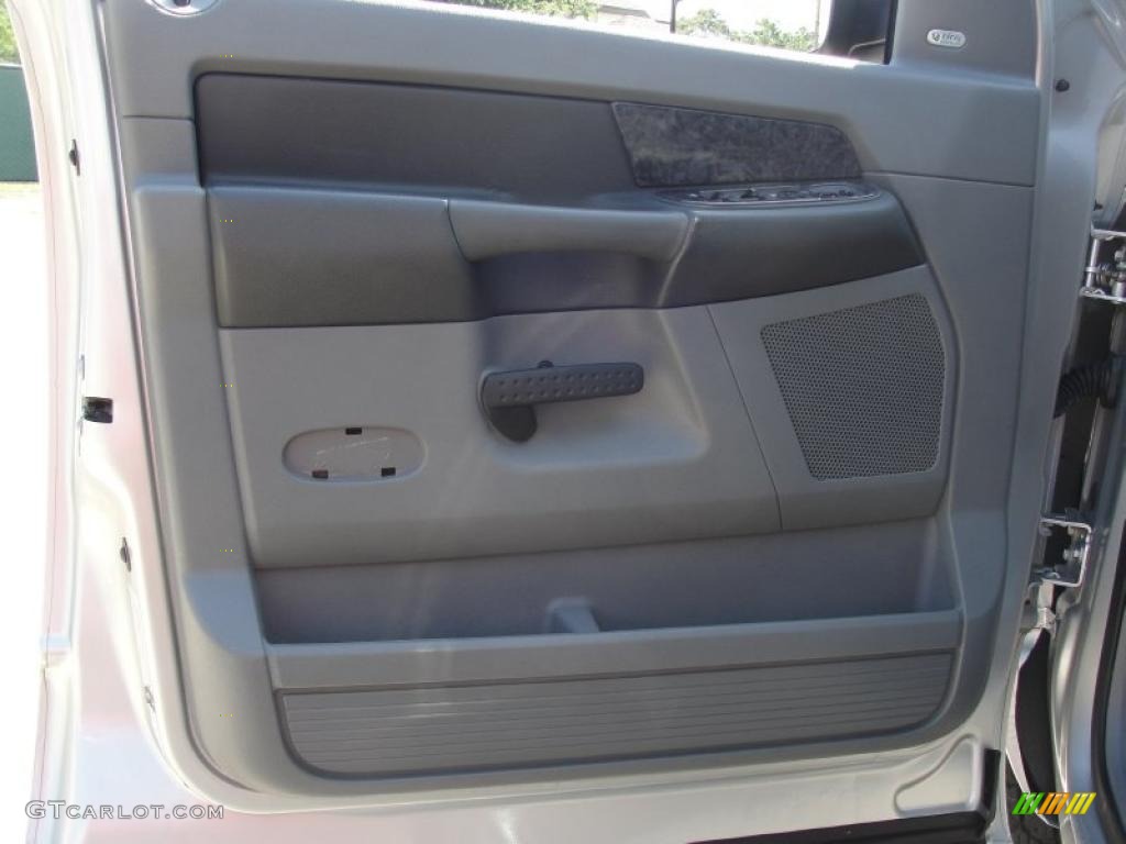 2008 Ram 2500 Lone Star Edition Quad Cab 4x4 - Bright Silver Metallic / Medium Slate Gray photo #39