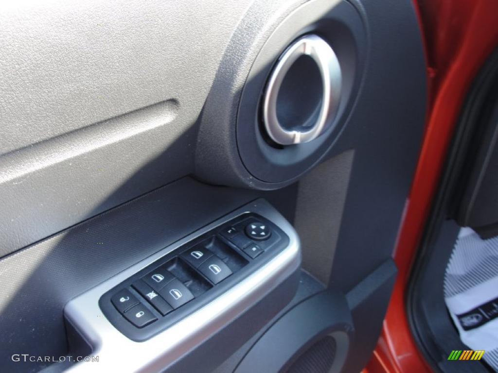 2008 Nitro R/T - Sunburst Orange Pearl / Dark Slate Gray/Orange photo #37