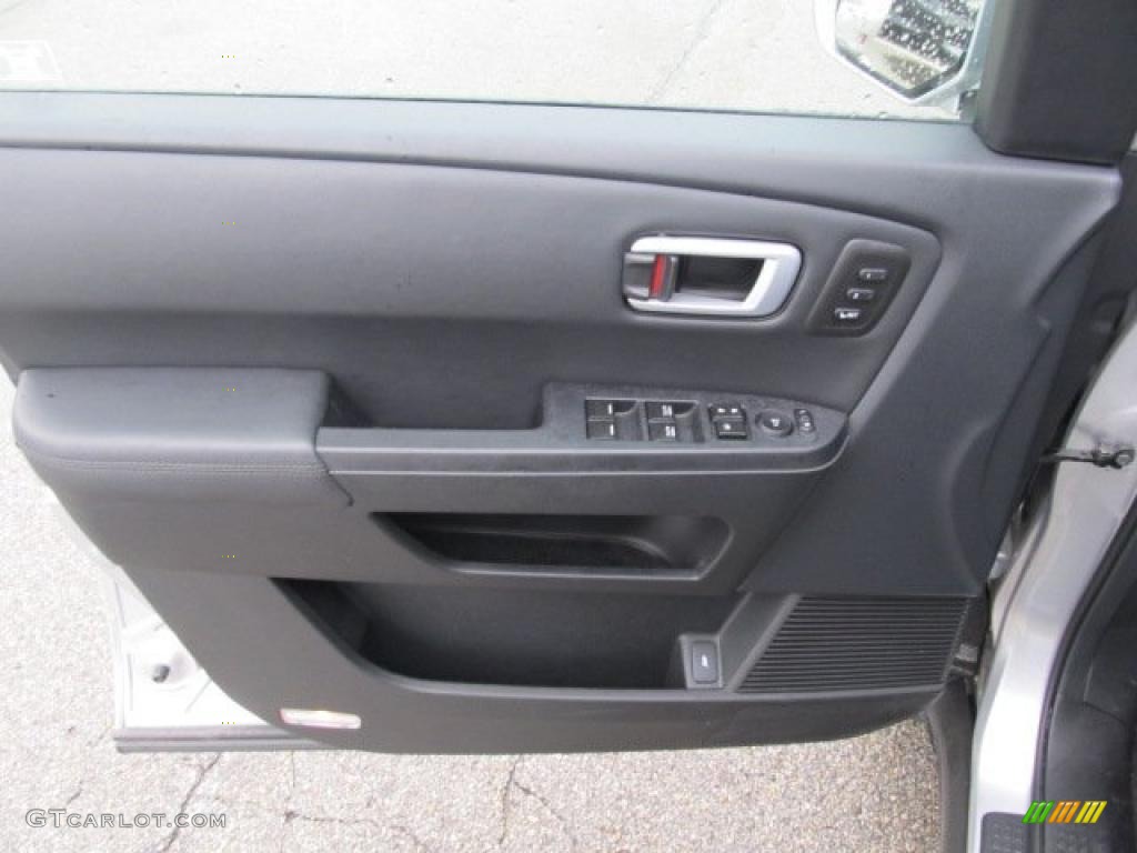 2010 Honda Pilot Touring 4WD Door Panel Photos