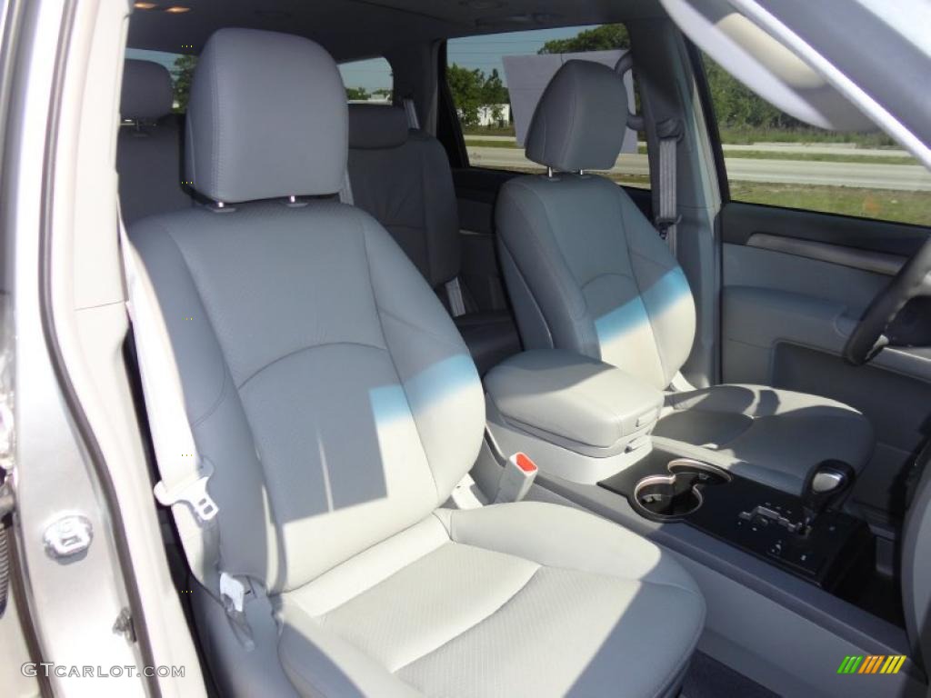 Gray Interior 2009 Kia Borrego EX V6 Photo #48293632