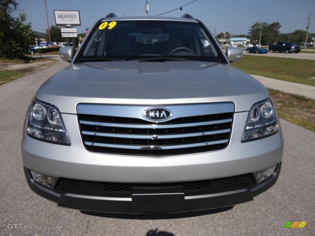Bright Silver 2009 Kia Borrego EX V6 Exterior Photo #48293647