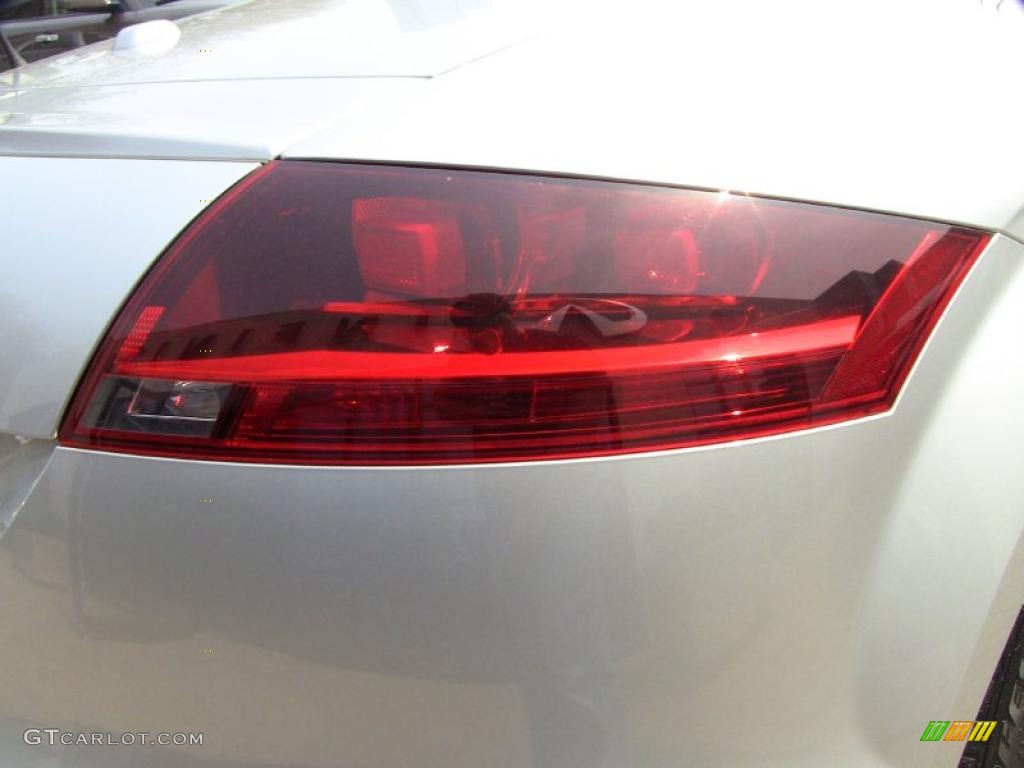 2008 TT 2.0T Roadster - Ice Silver Metallic / Black photo #11