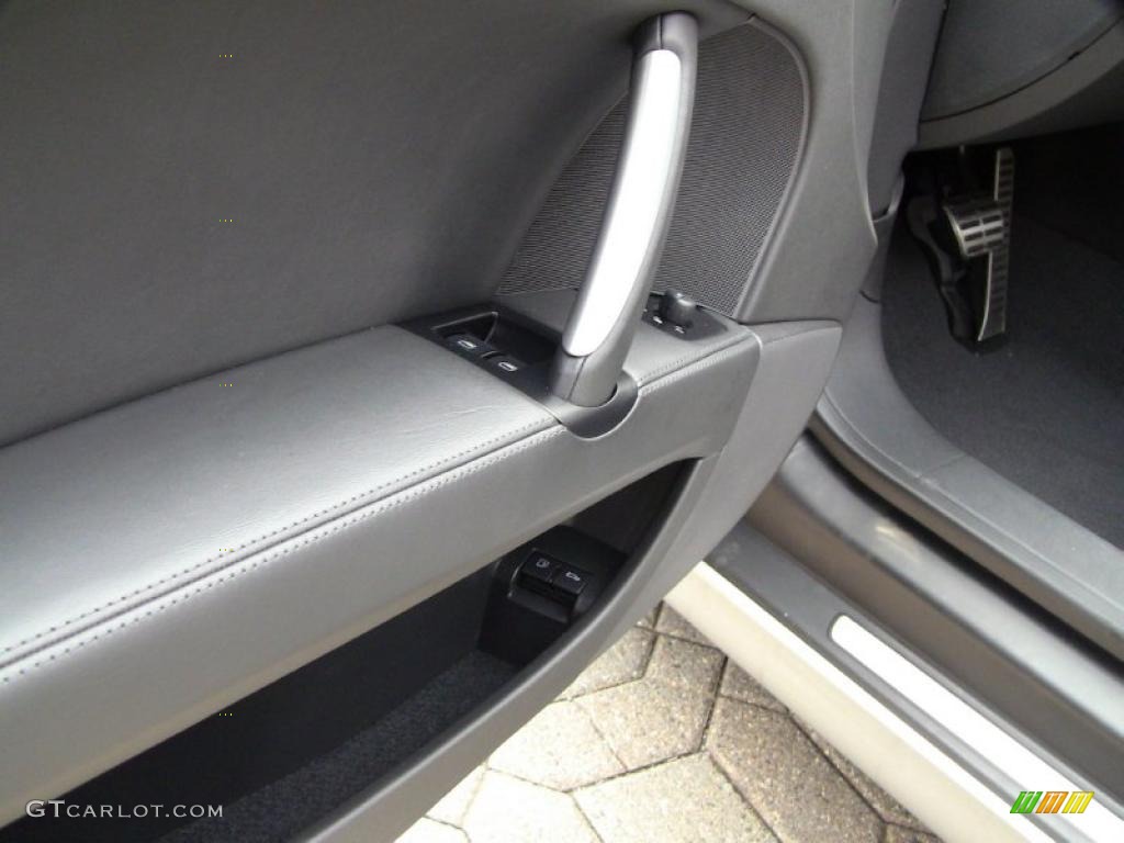 2008 TT 2.0T Roadster - Ice Silver Metallic / Black photo #25