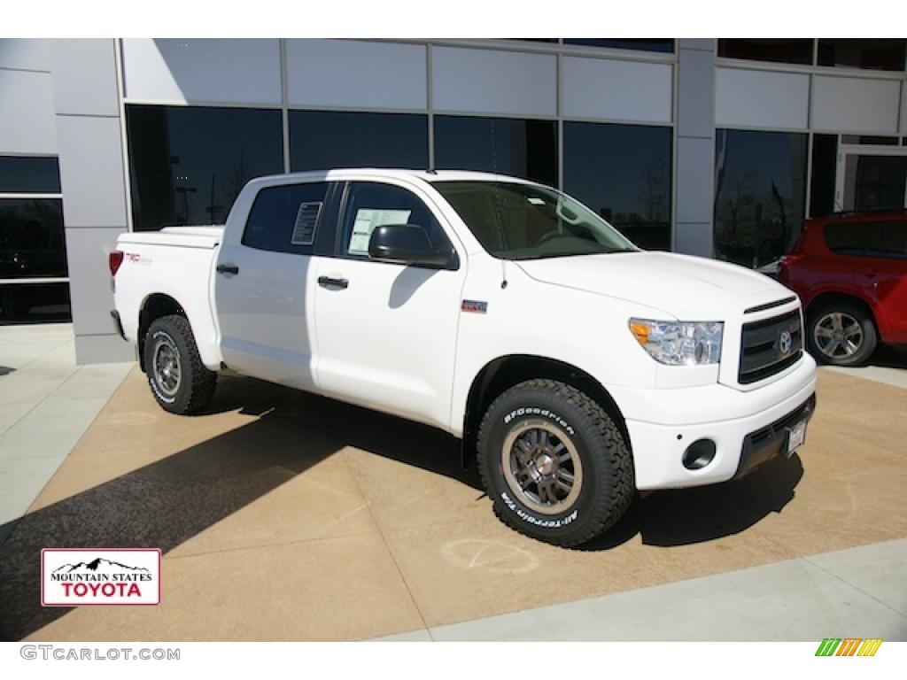 Super White Toyota Tundra