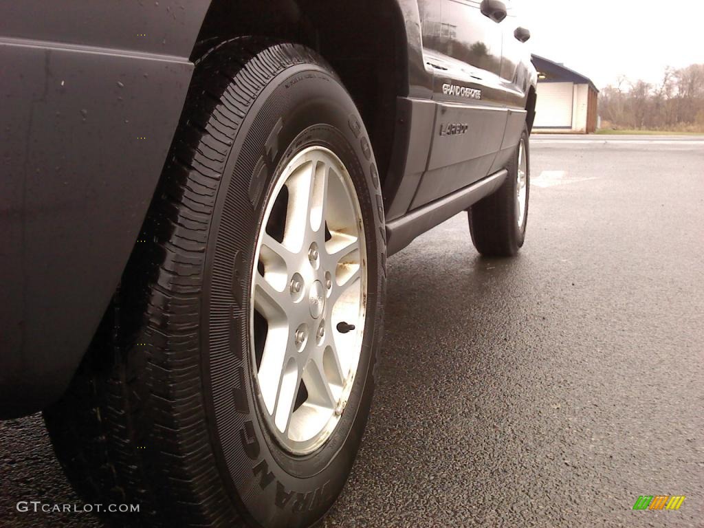 2004 Grand Cherokee Laredo 4x4 - Deep Beryl Green Pearl / Taupe photo #3