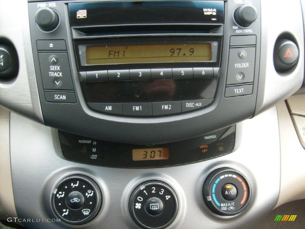 2008 Toyota RAV4 4WD Controls Photo #48296602