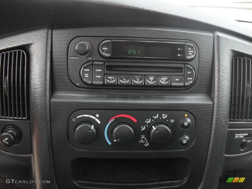2005 Dodge Ram 2500 SLT Regular Cab 4x4 Controls Photo #48297478