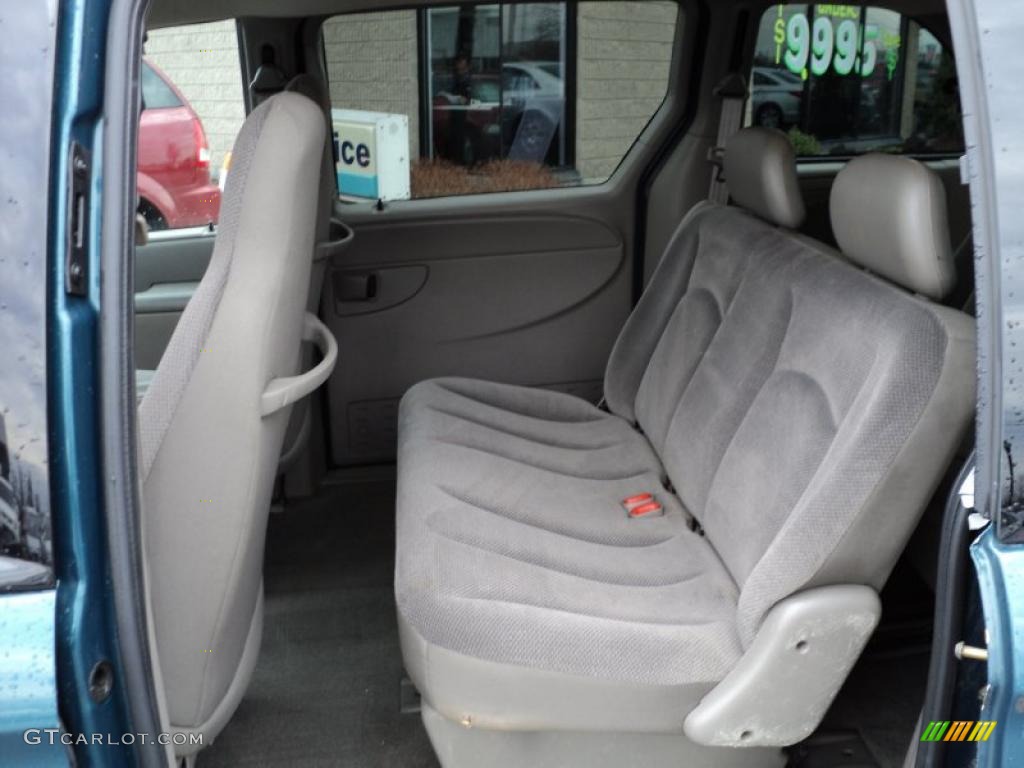 Sandstone Interior 2002 Dodge Caravan SE Photo #48299116