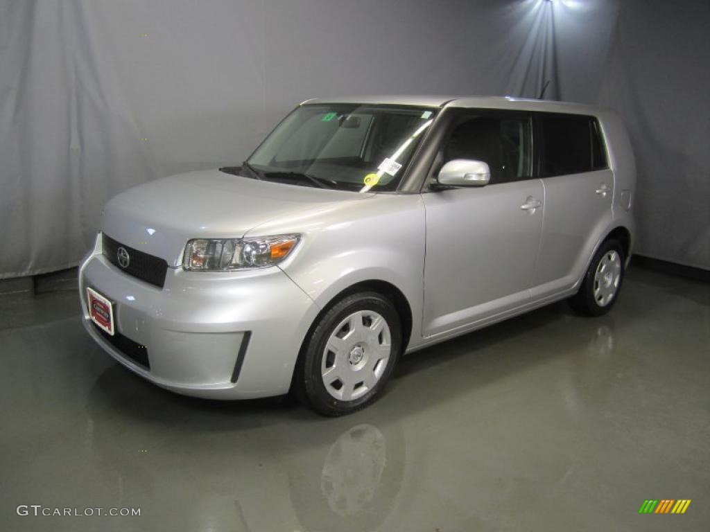 2008 Classic Silver Metallic Scion xB 48268673 Photo 2