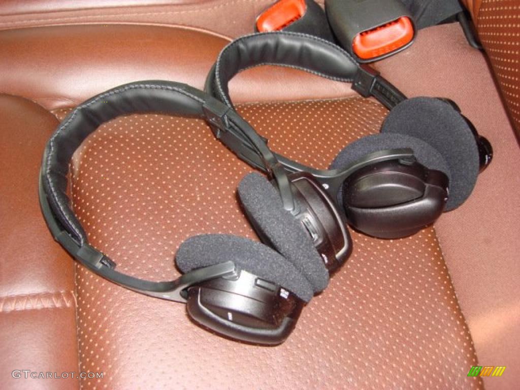 2006 Commander Limited 4x4 - Black / Saddle Brown photo #11