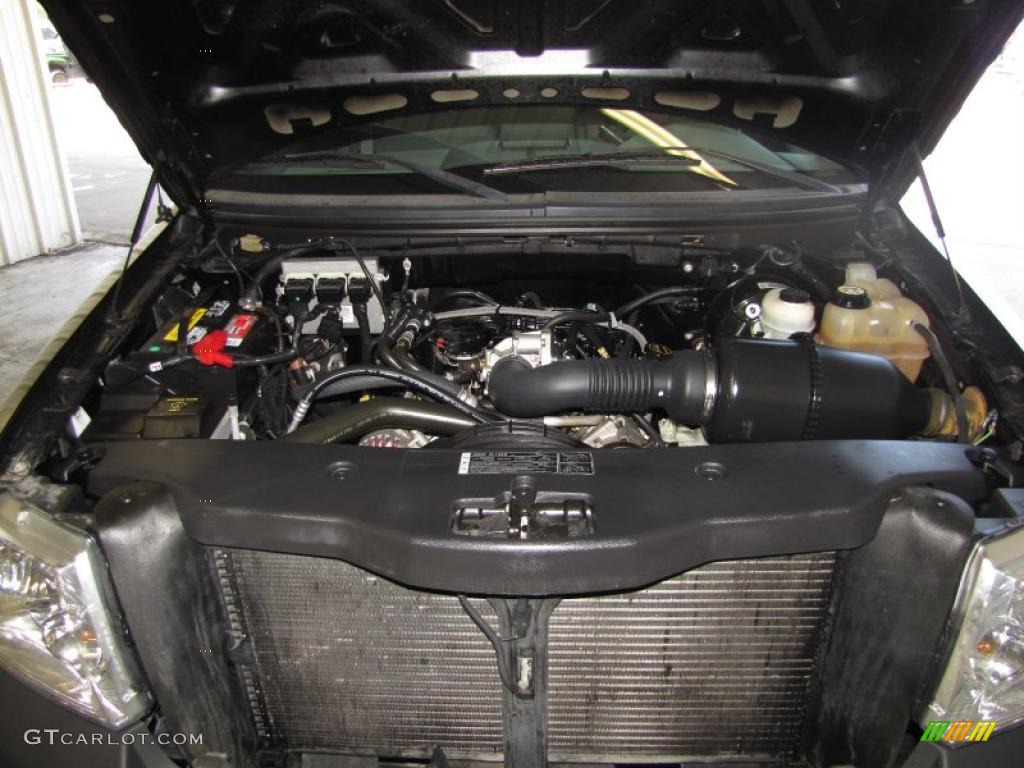 2006 F150 XL Regular Cab - Black / Medium Flint photo #16