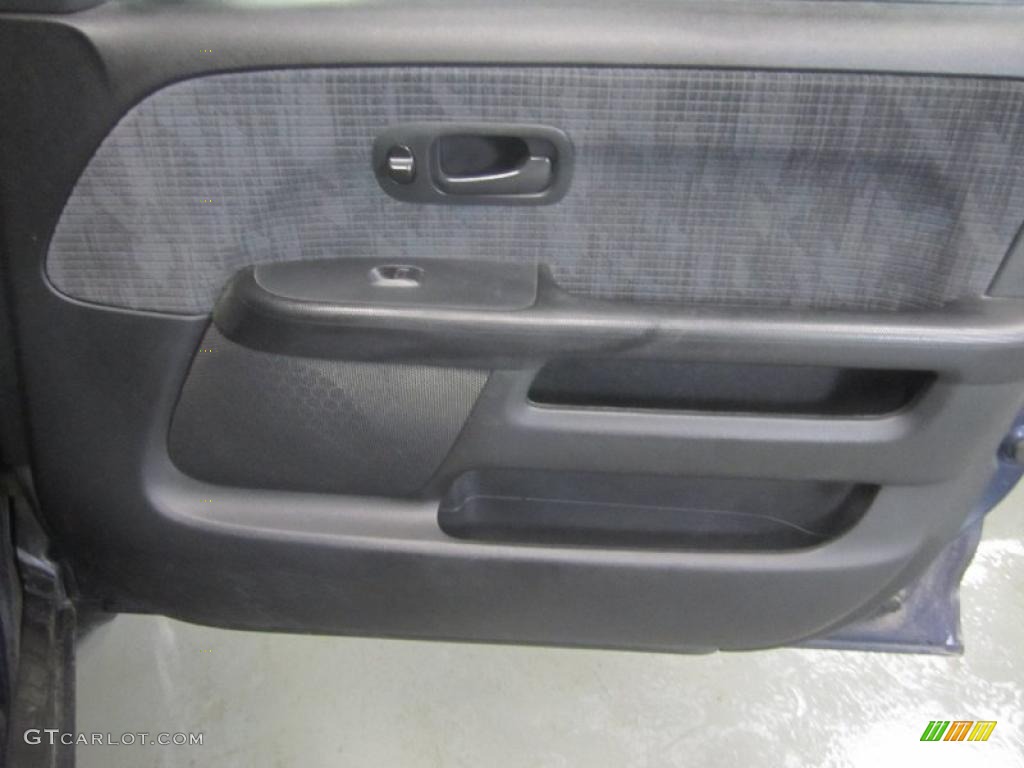 2004 CR-V LX 4WD - Eternal Blue Pearl / Black photo #17