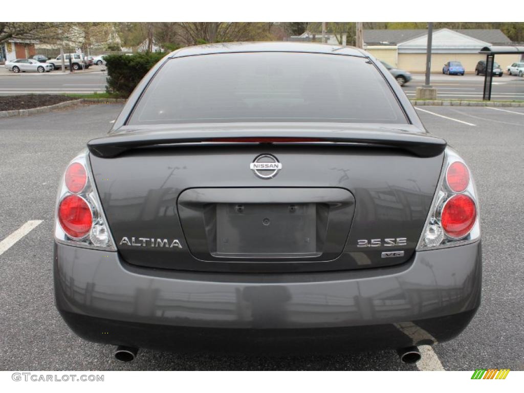 2005 Altima 3.5 SE - Smoke Metallic / Charcoal photo #5