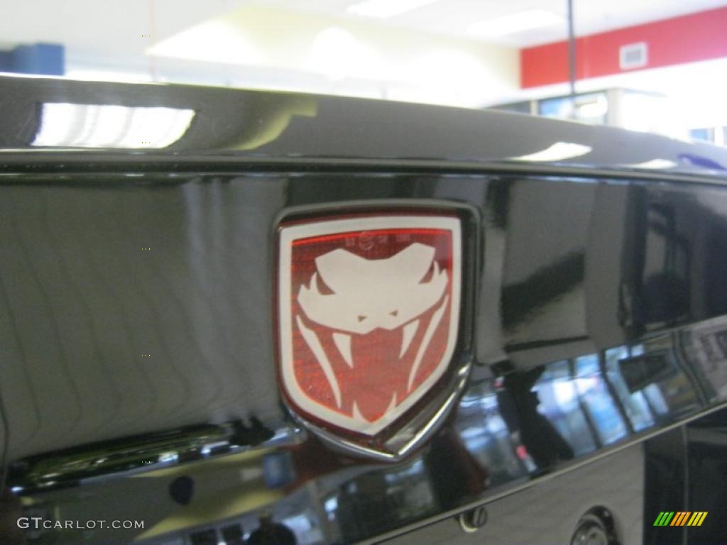 2006 Dodge Viper SRT-10 Coupe Marks and Logos Photos