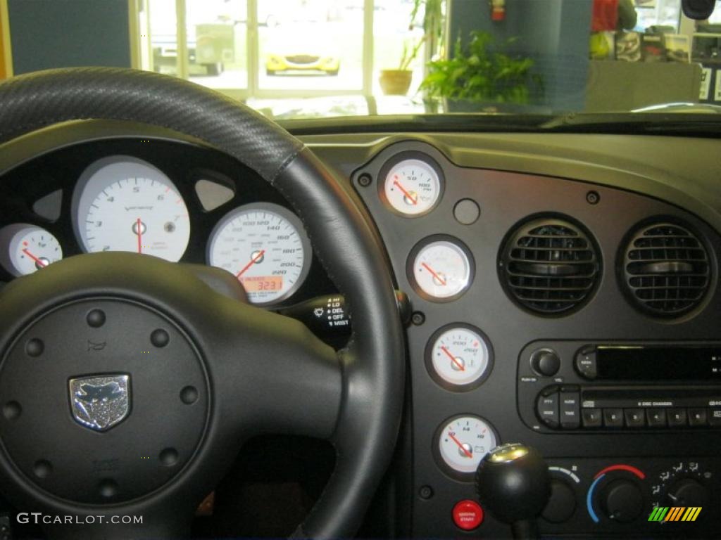 2006 Dodge Viper SRT-10 Coupe Gauges Photo #48302032