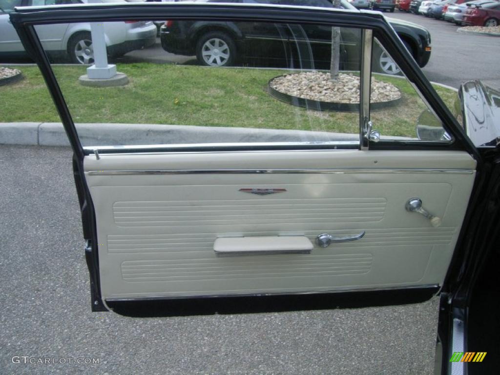 1967 Pontiac GTO 2 Door Sport Coupe Door Panel Photos