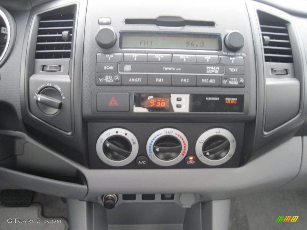2011 Toyota Tacoma Regular Cab 4x4 Controls Photo #48306334