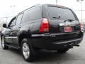 Black - 4Runner SR5 4x4 Photo No. 5