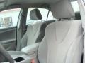 Super White - Camry LE Photo No. 21