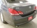Magnetic Gray Metallic - Avalon XL Photo No. 10