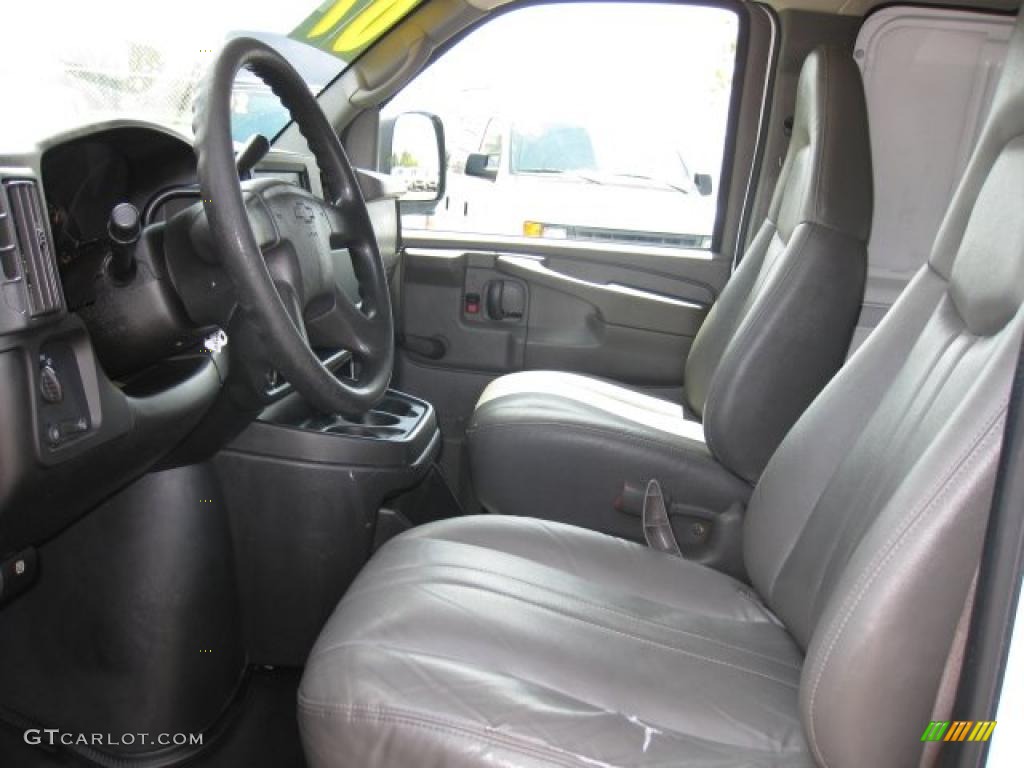 Medium Pewter Interior 2007 Chevrolet Express 1500 Cargo Van Photo #48309757