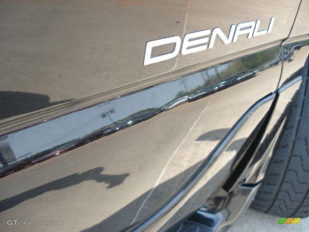 2004 Yukon XL Denali AWD - Onyx Black / Sandstone photo #27
