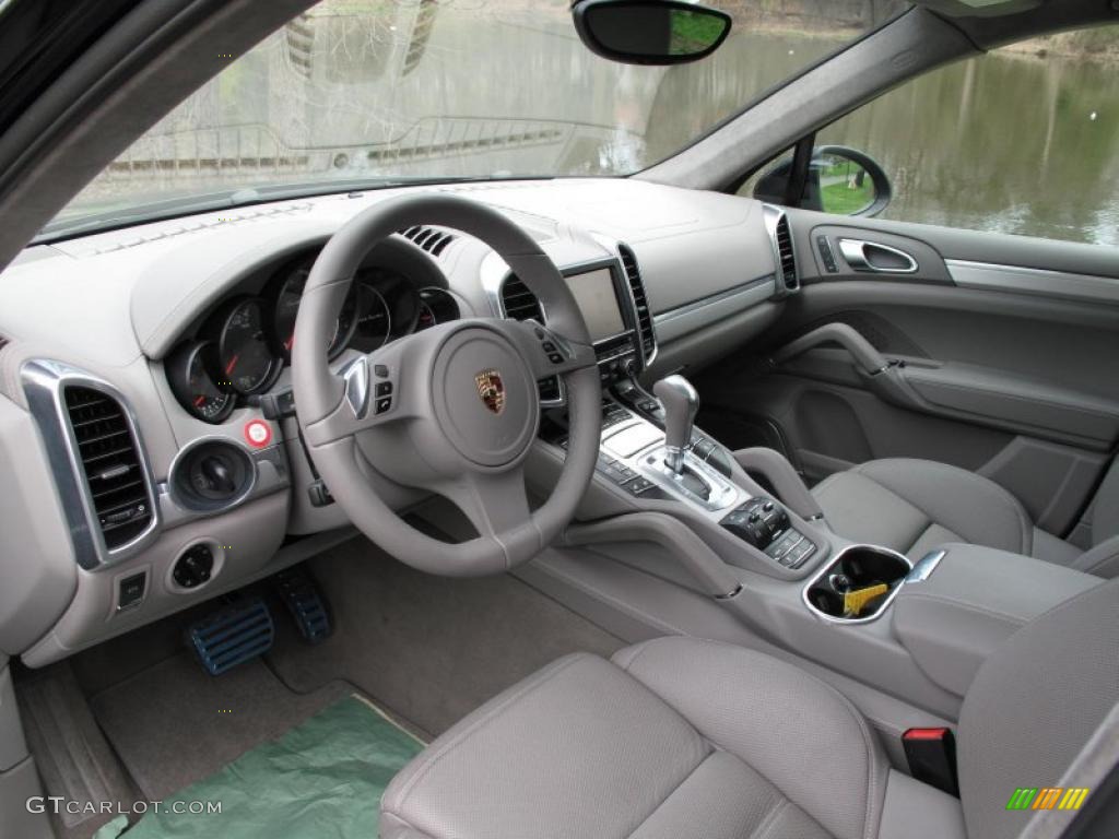 2011 Porsche Cayenne Turbo Platinum Grey Dashboard Photo #48312601