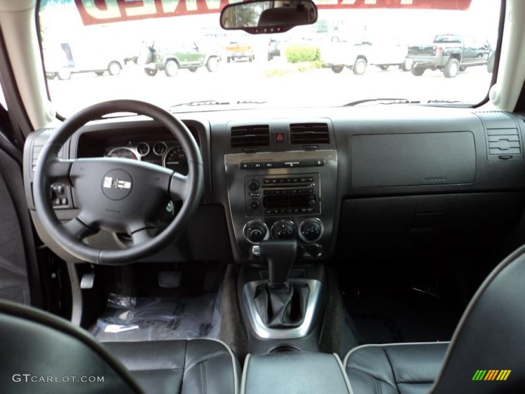 2007 Hummer H3 X Ebony Black Dashboard Photo #48313036