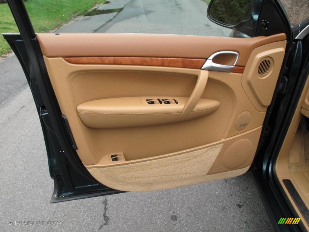 2004 Porsche Cayenne S Havanna/Sand Beige Door Panel Photo #48313219