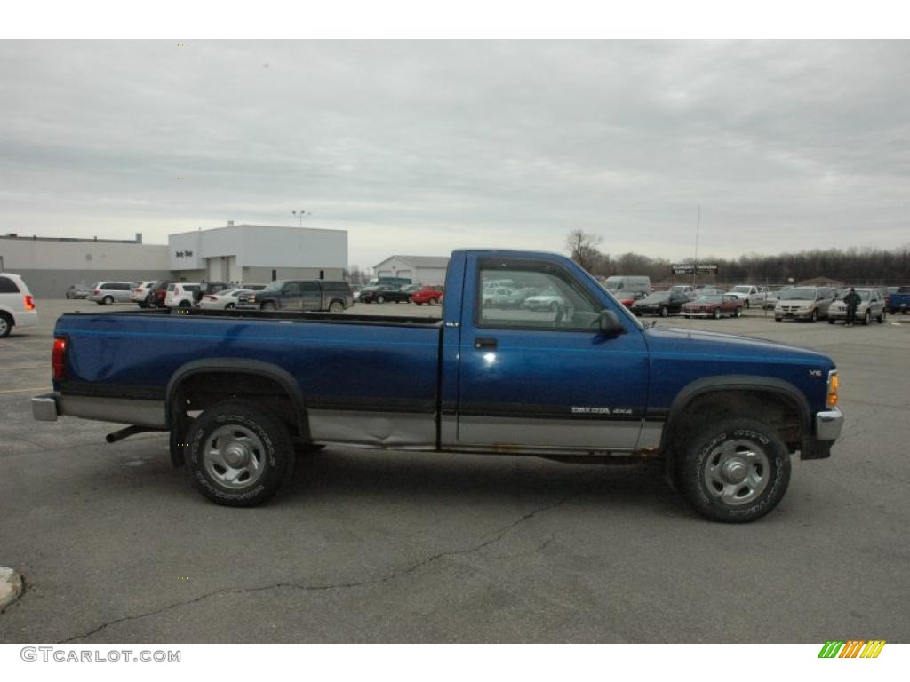 1994 Dakota SLT Regular Cab 4x4 - Dark Montego Blue Pearl Metallic / Gray photo #12