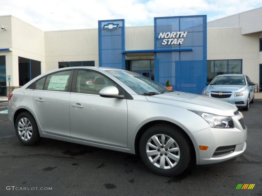 2011 Cruze LT - Silver Ice Metallic / Jet Black photo #1