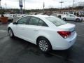 Summit White - Cruze LT Photo No. 5
