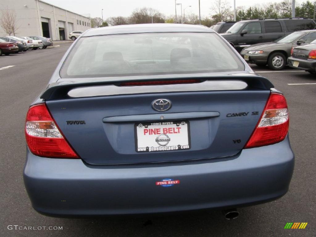 2004 Camry SE V6 - Catalina Blue Metallic / Dark Charcoal photo #6