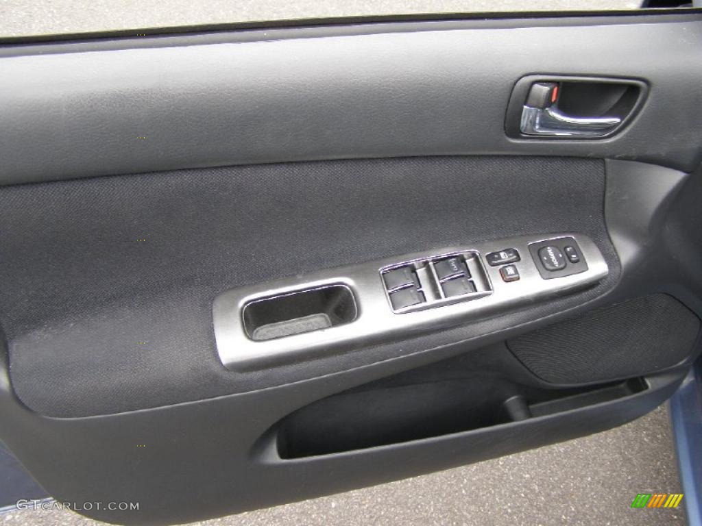 2004 Camry SE V6 - Catalina Blue Metallic / Dark Charcoal photo #10