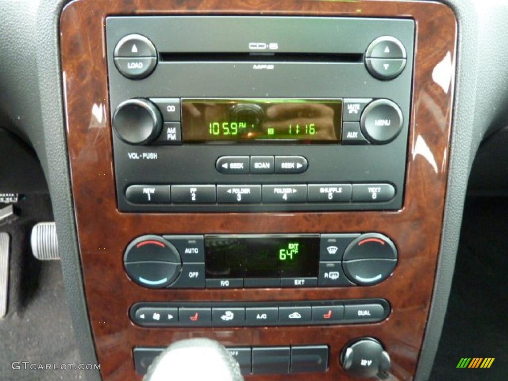 2007 Ford Five Hundred Limited Controls Photos