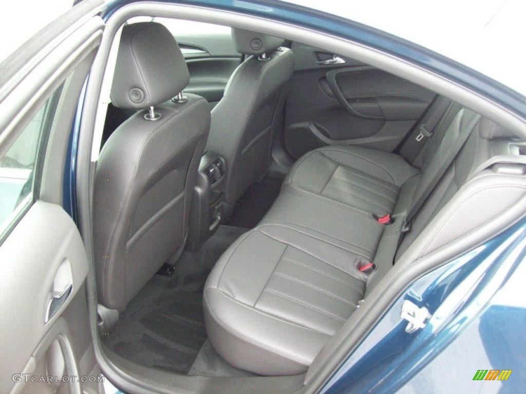 2011 Regal CXL Turbo - Majestic Blue Metallic / Ebony photo #26