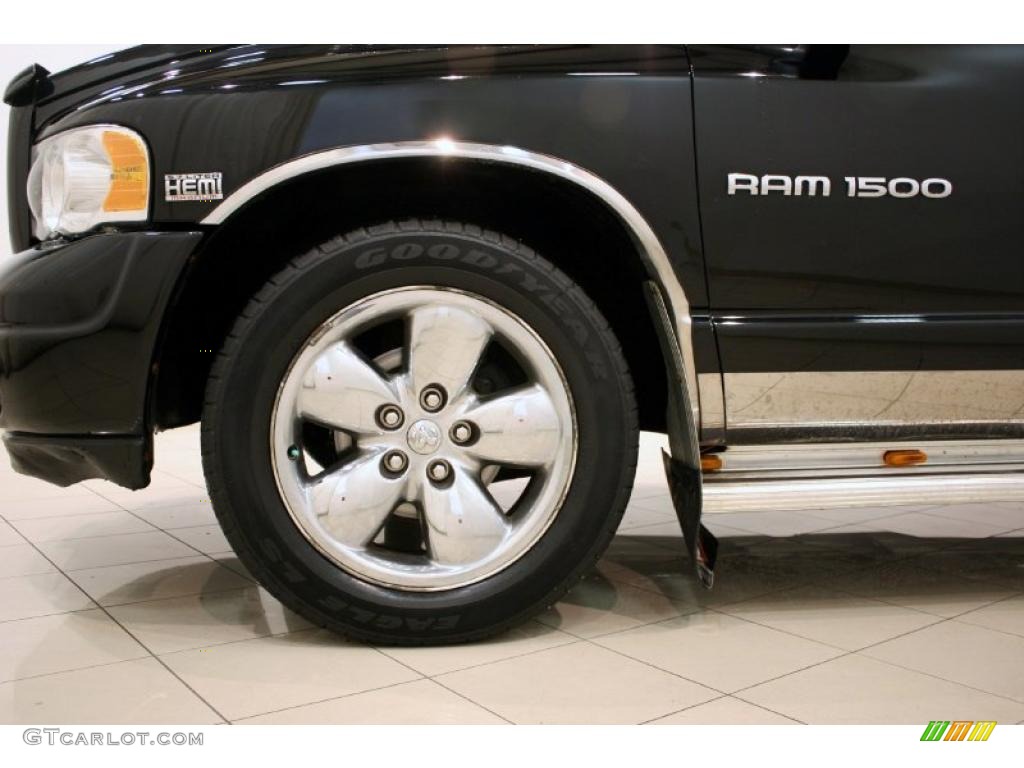 2003 Ram 1500 SLT Quad Cab - Black / Dark Slate Gray photo #16