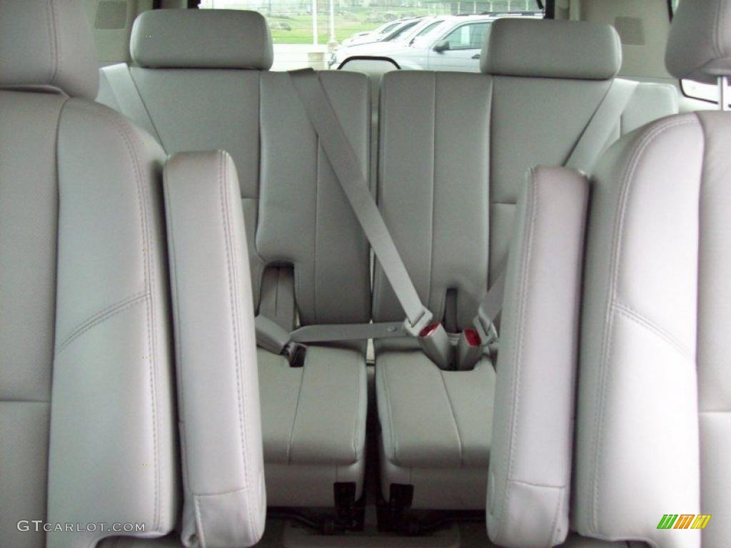 Light Titanium/Dark Titanium Interior 2009 Chevrolet Suburban LTZ 4x4 Photo #48320495