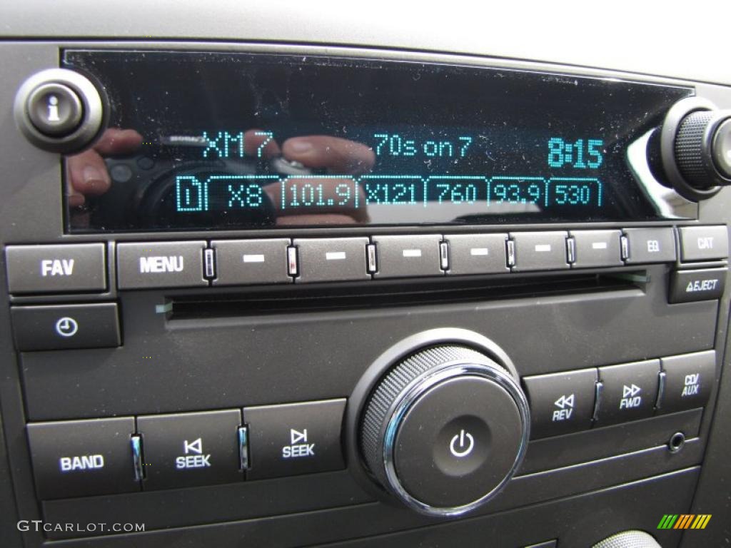2011 GMC Sierra 1500 SLE Regular Cab Controls Photo #48320576