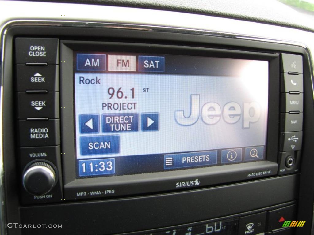 2011 Jeep Grand Cherokee Limited Controls Photo #48320810