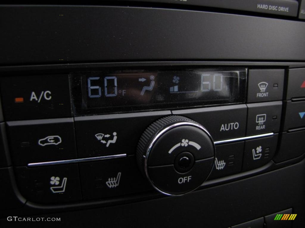 2011 Jeep Grand Cherokee Limited Controls Photo #48320834