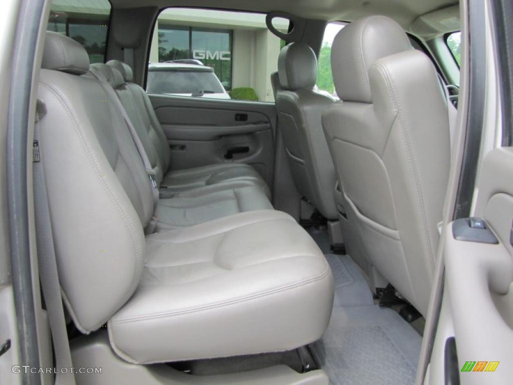 Tan Interior 2004 Chevrolet Silverado 2500HD LT Crew Cab 4x4 Photo #48321716