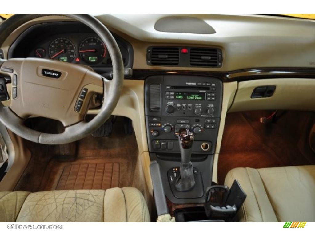 2000 Volvo S80 T6 Light Sand Dashboard Photo #48322733
