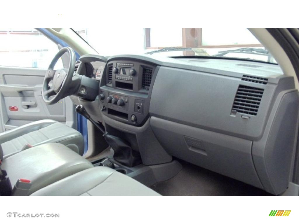 2006 Dodge Ram 1500 ST Regular Cab 4x4 Medium Slate Gray Dashboard Photo #48322745